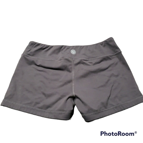 I am becoming shorts - Picture 2 of 5
